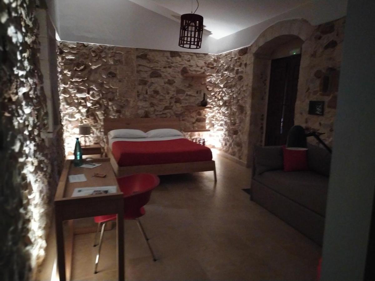 أفولا Chiusa Di Carlo Agriturismo المظهر الخارجي الصورة